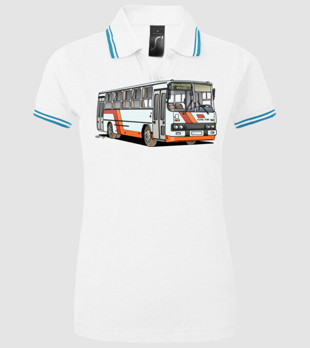  minta fehér pólón