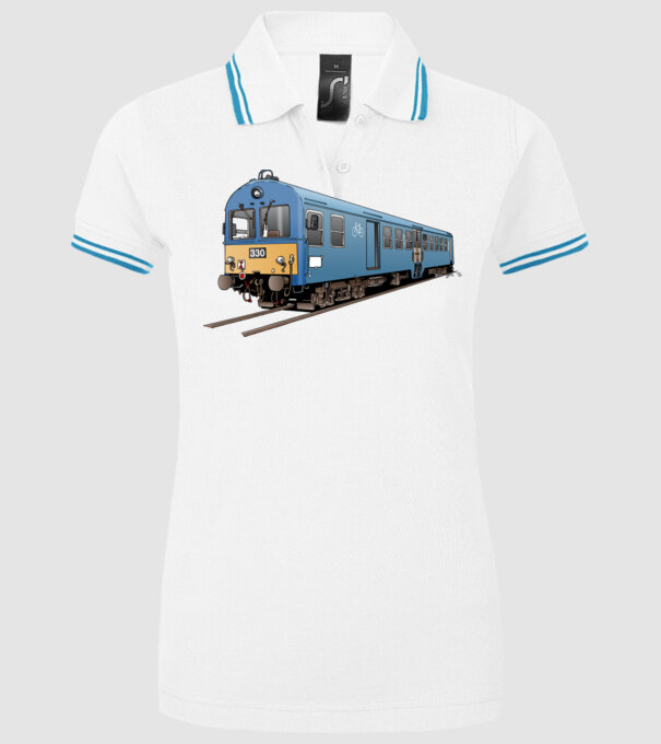  minta fehér pólón