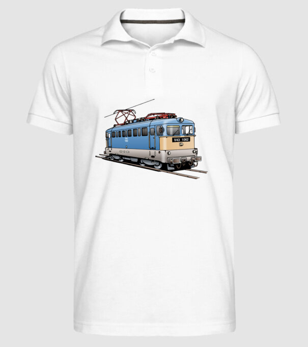  minta fehér pólón